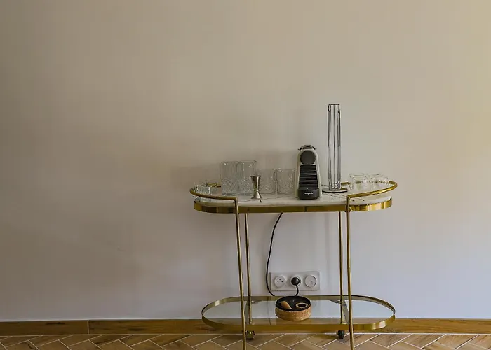 Casa Isulana-standing-hyper Centre 公寓 *